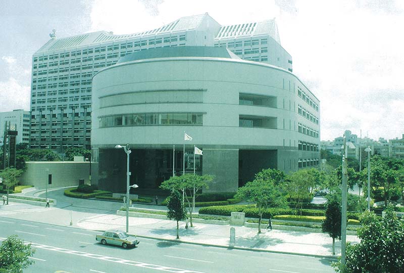沖縄県庁舎議会棟電気設備工事